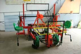 МАШЫНЫ для пакрыцця раслін